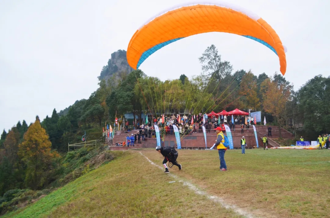 2.webp.jpg 2.webp.jpg